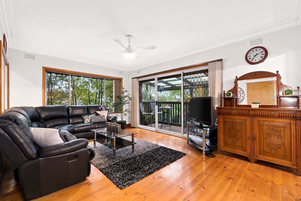 5 Guymer Court, Montmorency VIC 3094, Montmorency - Thumbnail 5