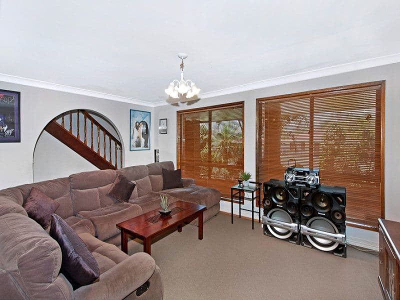 19 Aldersgate Street, OXLEY QLD 4075, Oxley - Thumbnail 2