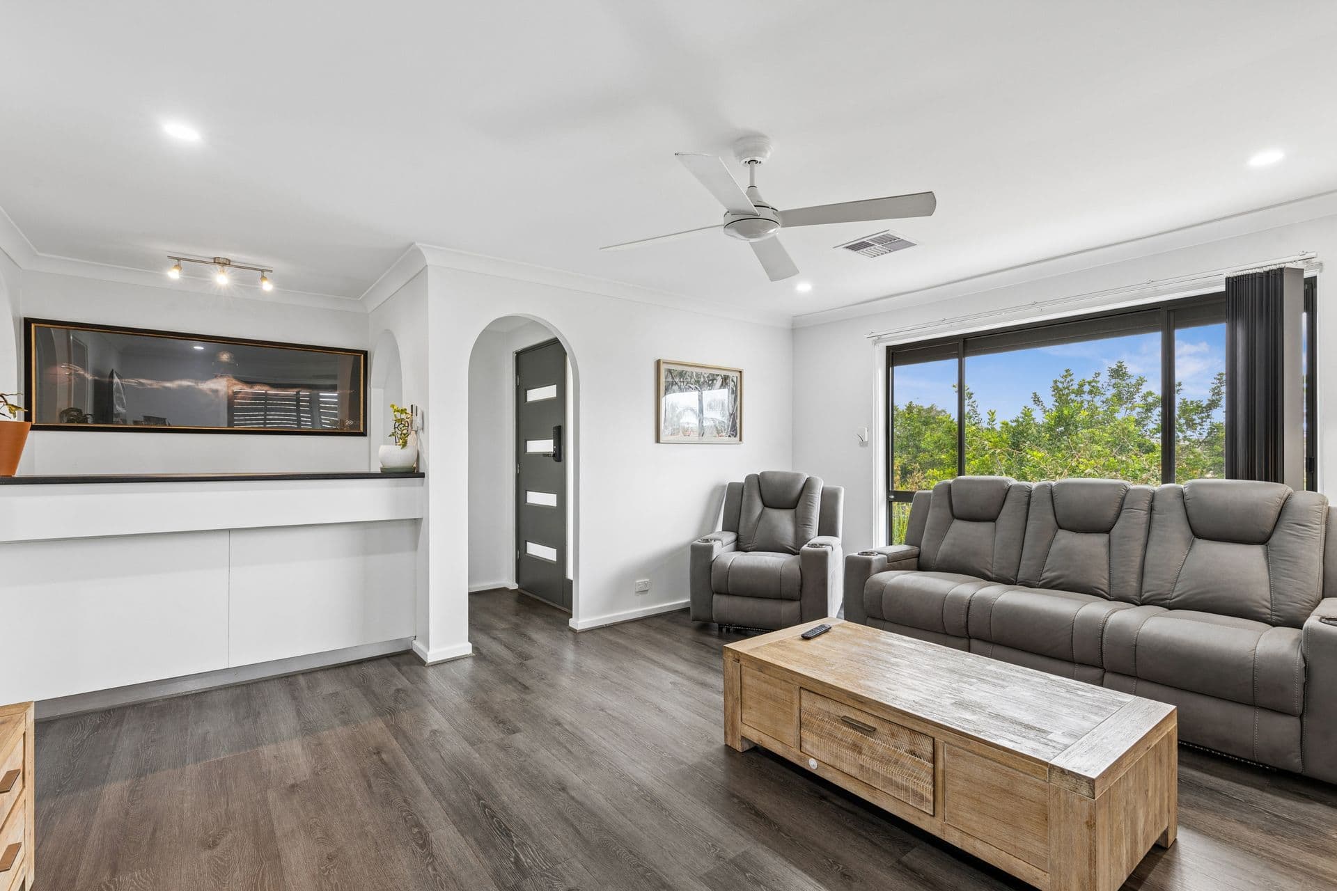 36 Trelawney Crescent, Huntfield Heights, SA, 5163, Huntfield Heights - Thumbnail 4