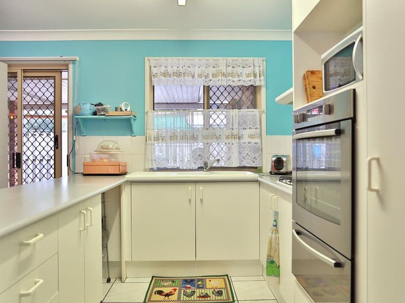 17 Downlands Place, BOONDALL QLD 4034, Boondall - Thumbnail 2