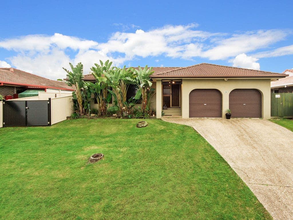 26 Treeview Drive, Burleigh Waters QLD 4220, Burleigh Waters - Thumbnail 3