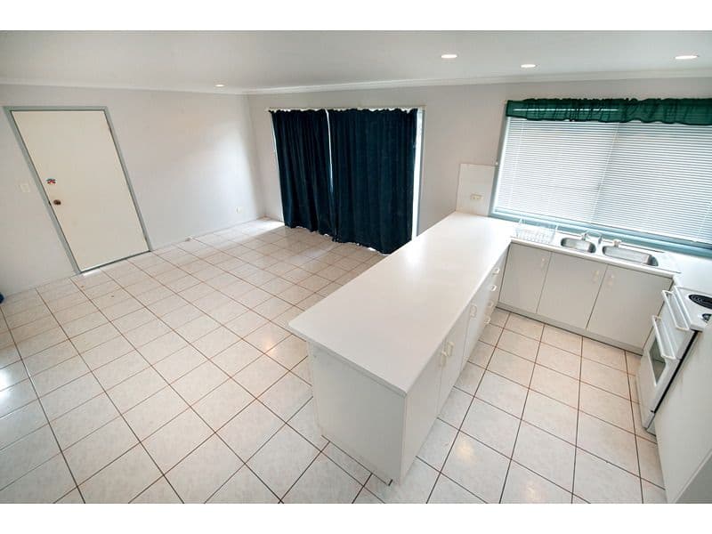 236 German Street, NORMAN GARDENS QLD 4701, Norman Gardens - Thumbnail 2