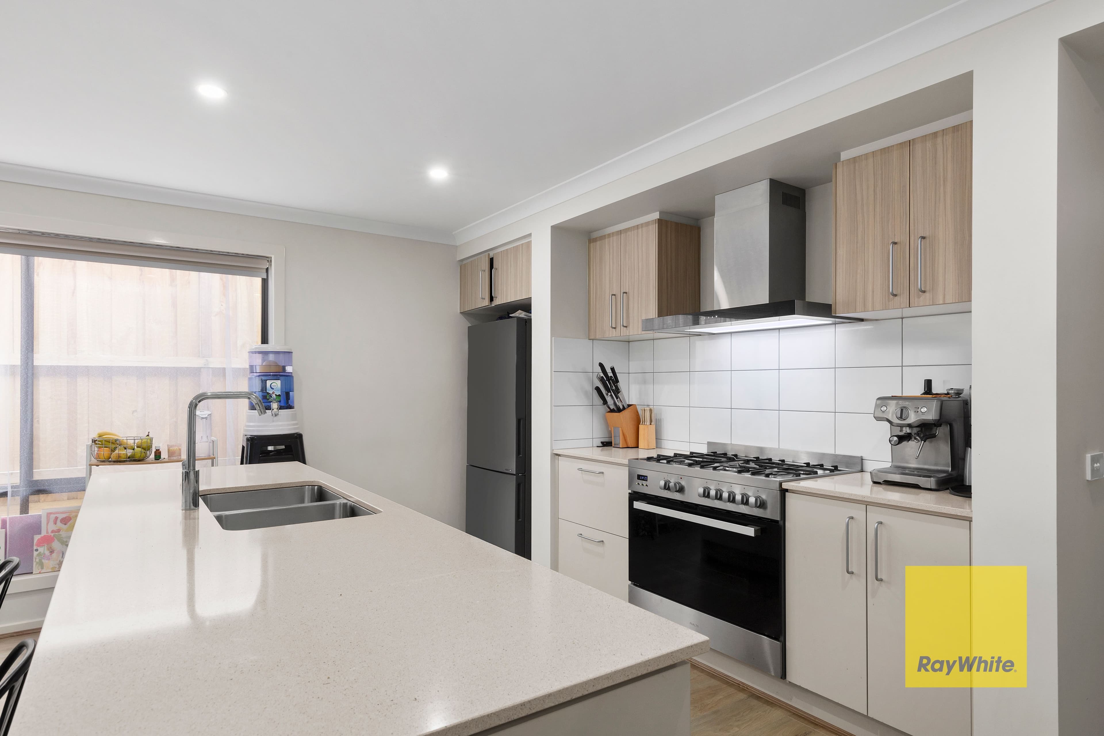 17 Stones Street, CHARLEMONT VIC 3217, Charlemont - Thumbnail 2