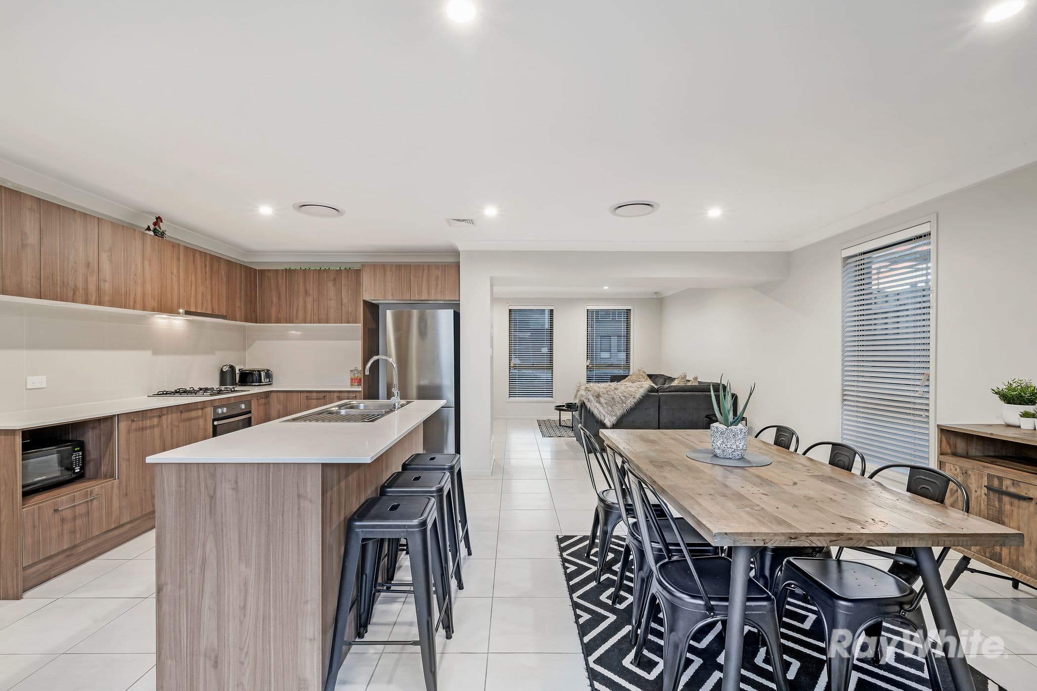 39 Hereford Street, Box Hill NSW 2765, Box Hill - Thumbnail 2