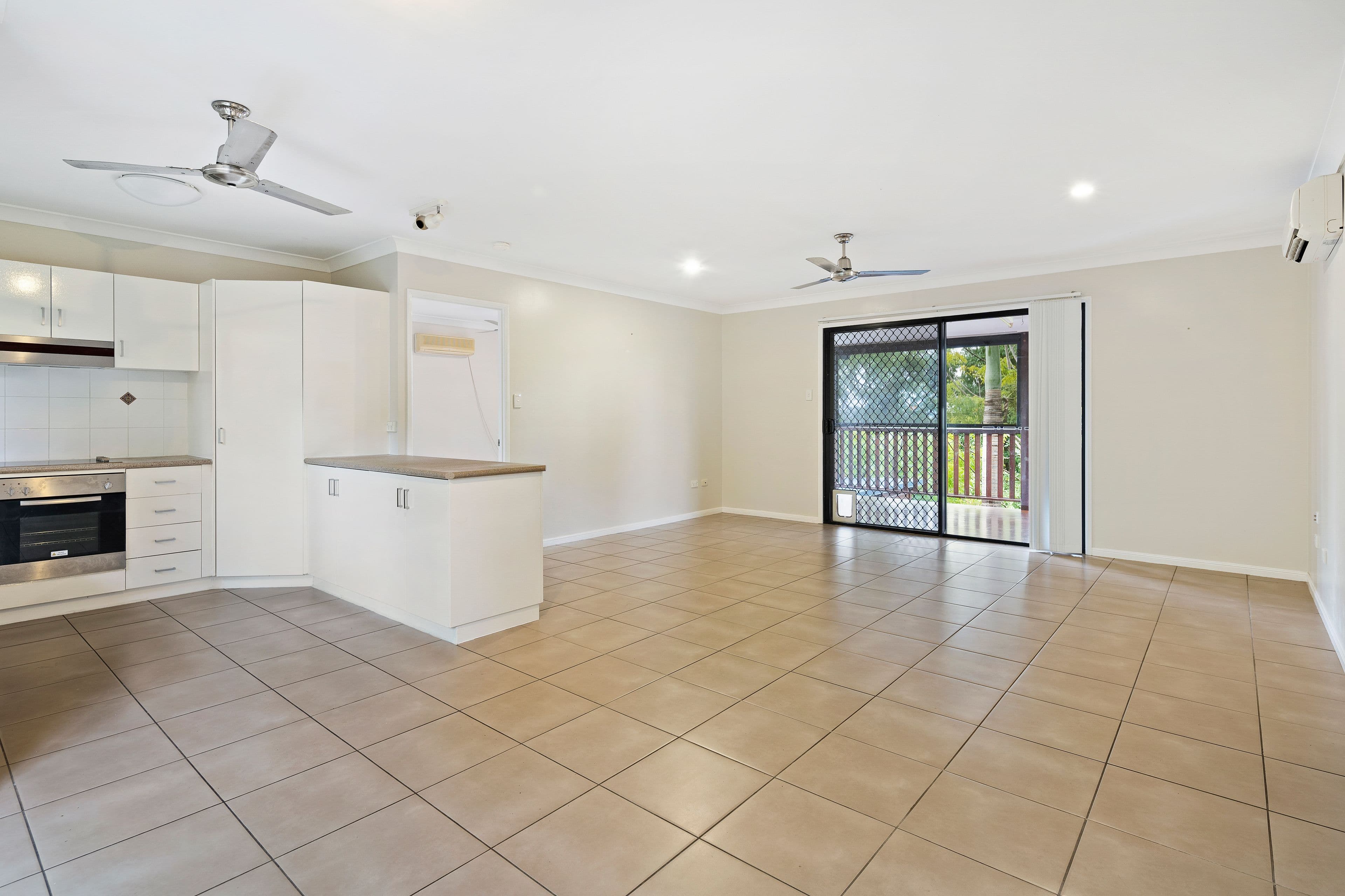 60 Country Road, Cannonvale QLD 4802, Cannonvale - Thumbnail 2