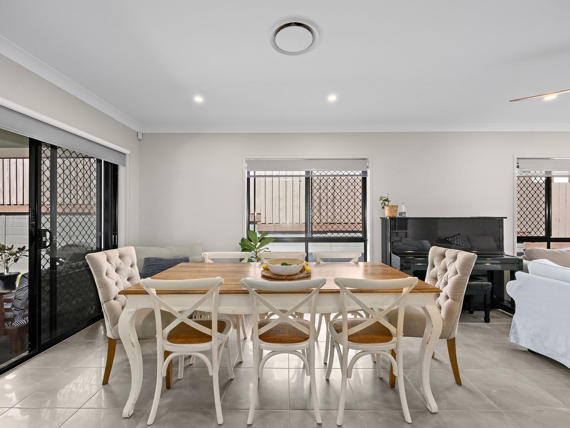 6 Tomaree Road, South Ripley QLD 4306, South Ripley - Thumbnail 6