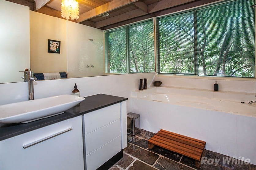 15 Stanton Court, Glen Waverley VIC 3150, Glen Waverley - Thumbnail 5
