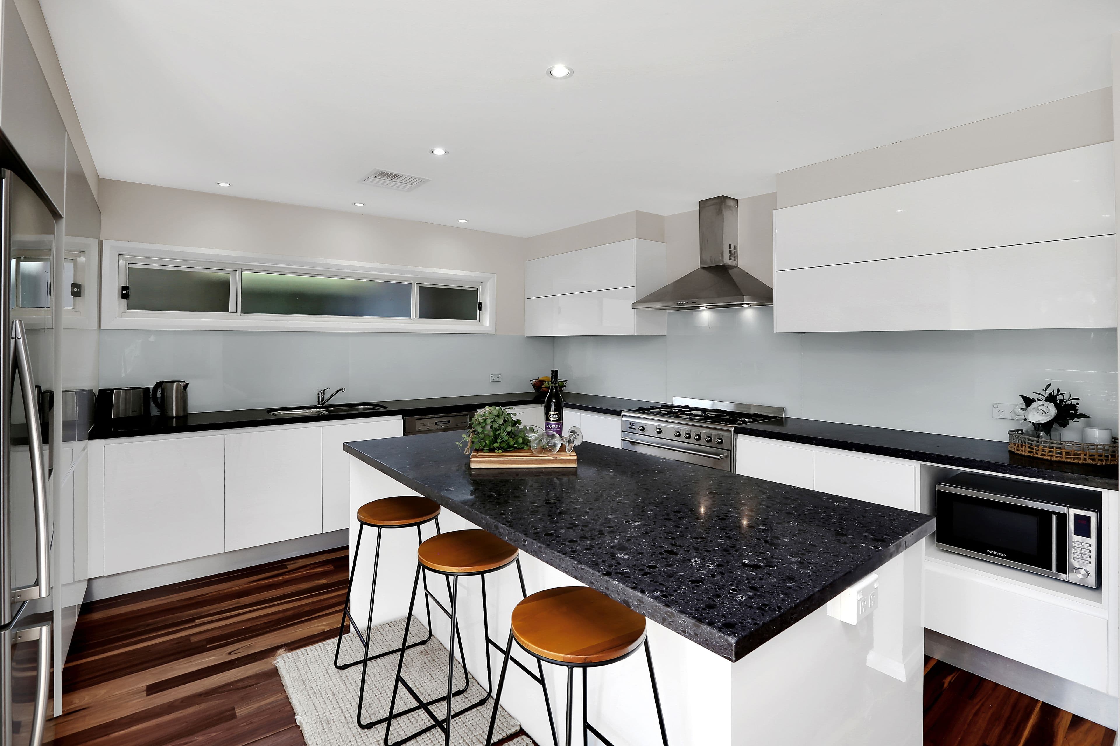 10 Hillier Avenue, Blackheath NSW 2785, Blackheath - Thumbnail 2