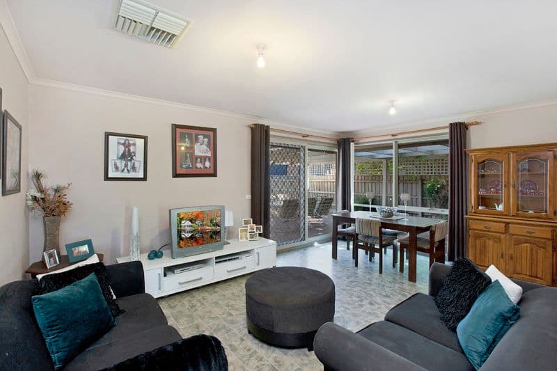 26 John Ryan Drive, SOUTH MORANG VIC 3752, South Morang - Thumbnail 2