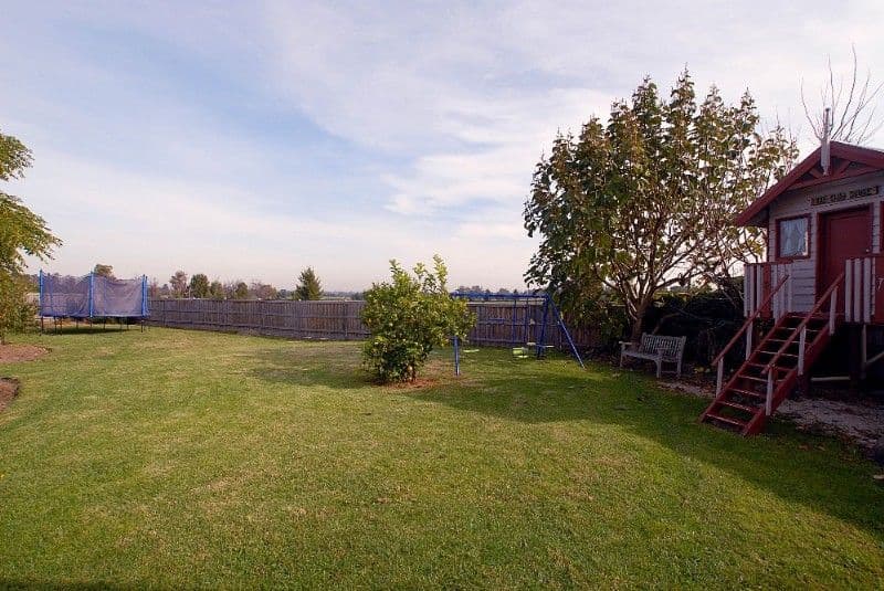 10 Parklands Close, FERNTREE GULLY VIC 3156, Ferntree Gully - Image 1