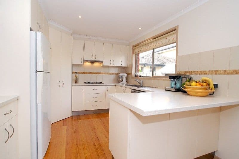 10 Parklands Close, FERNTREE GULLY VIC 3156, Ferntree Gully - Thumbnail 3