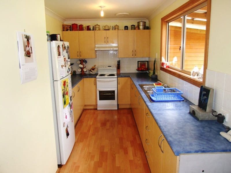 17 Lyra Drive, LAKE TABOURIE NSW 2539, Lake Tabourie - Thumbnail 2