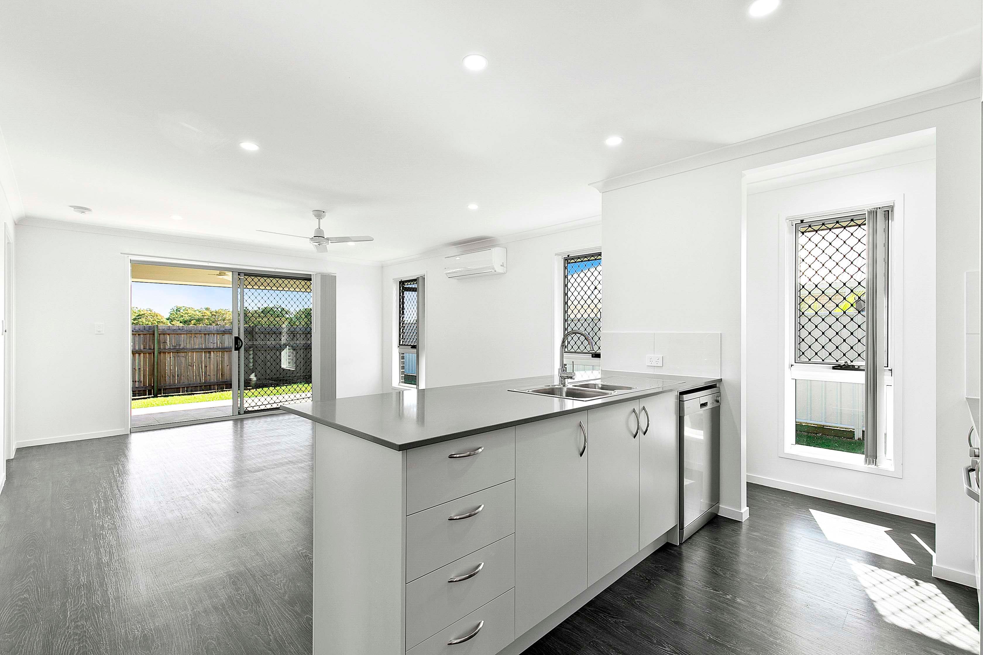 27 Oceanblue Boulevard, Pialba QLD 4655, Pialba - Thumbnail 5
