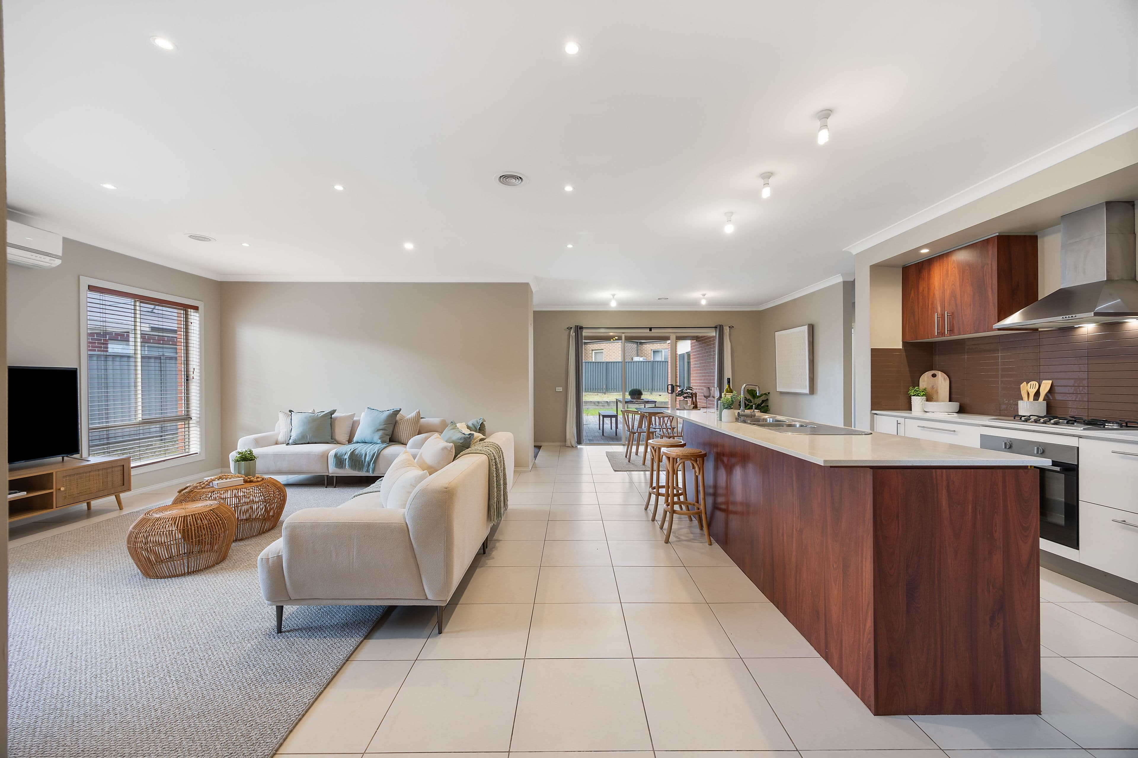 35 Wensleydale Drive, Alfredton VIC 3350, Alfredton - Thumbnail 2