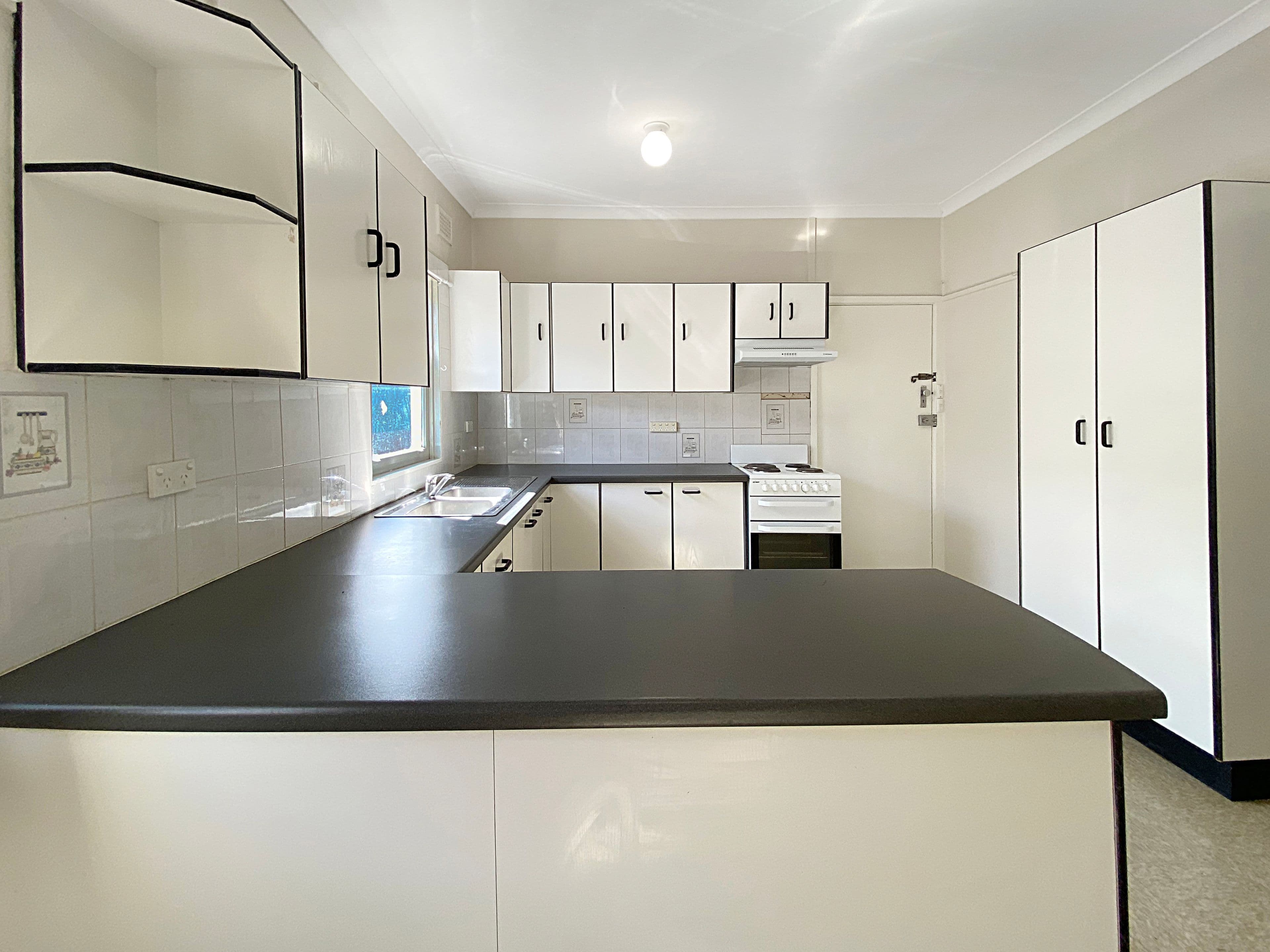5 Iris Avenue, Riverwood NSW 2210, Riverwood - Thumbnail 3