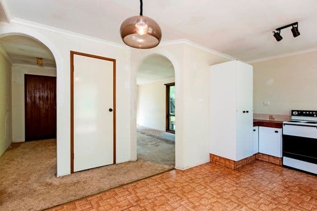 52 Alawoona Street, REDBANK PLAINS QLD 4301, Redbank Plains - Thumbnail 3