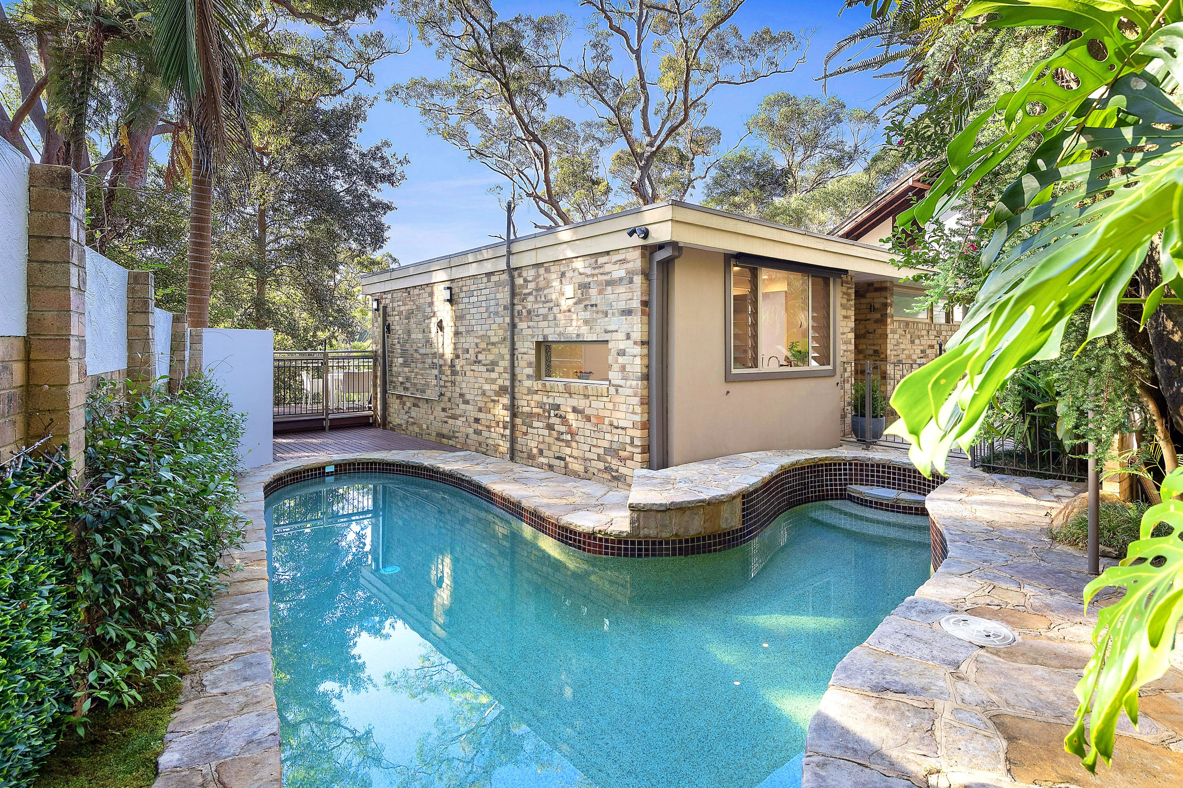 27 Ravenhill Road, Turramurra NSW 2074, Turramurra - Image 1