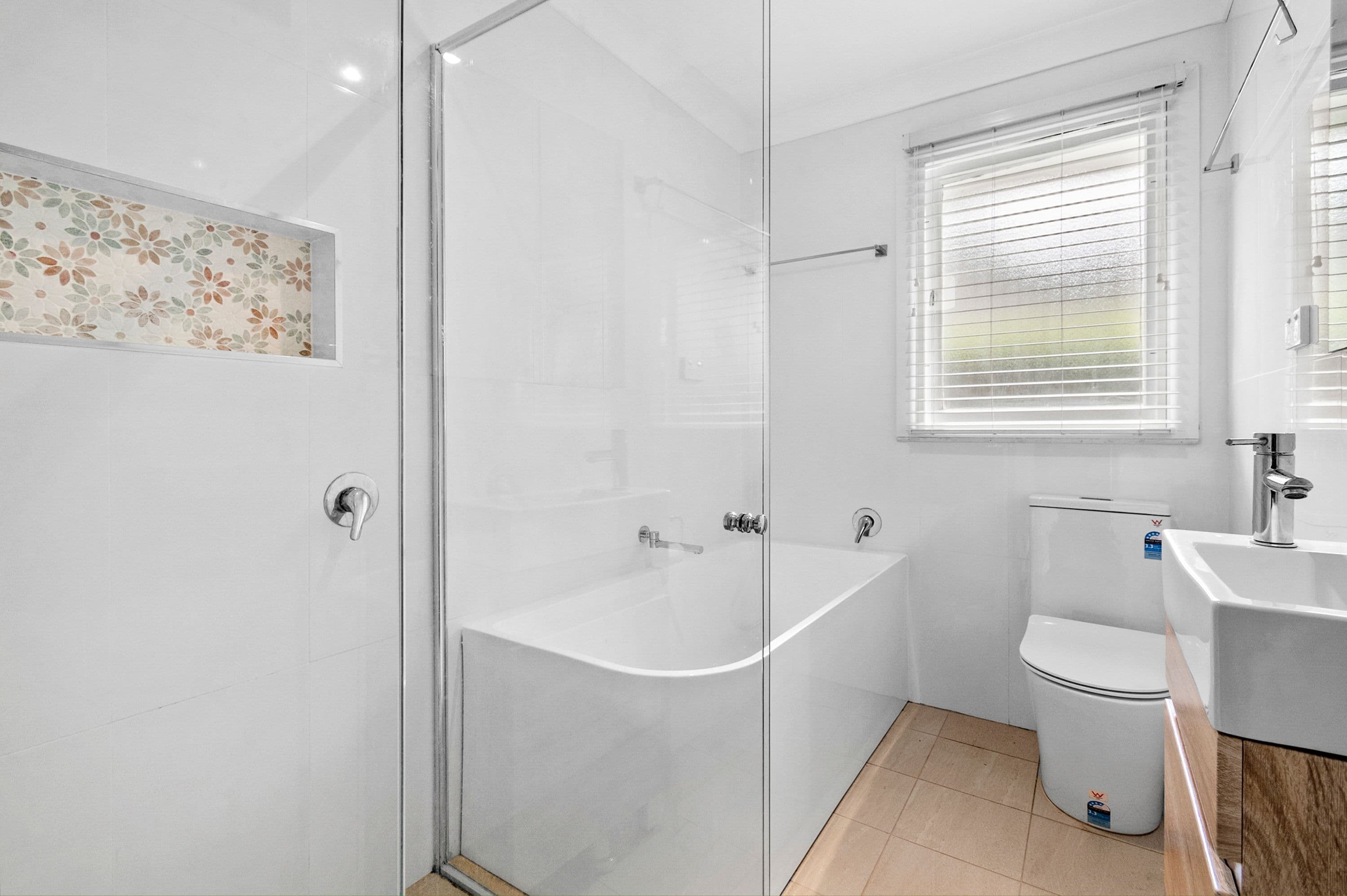 8 Day Avenue, Hobartville NSW 2753, Hobartville - Thumbnail 3
