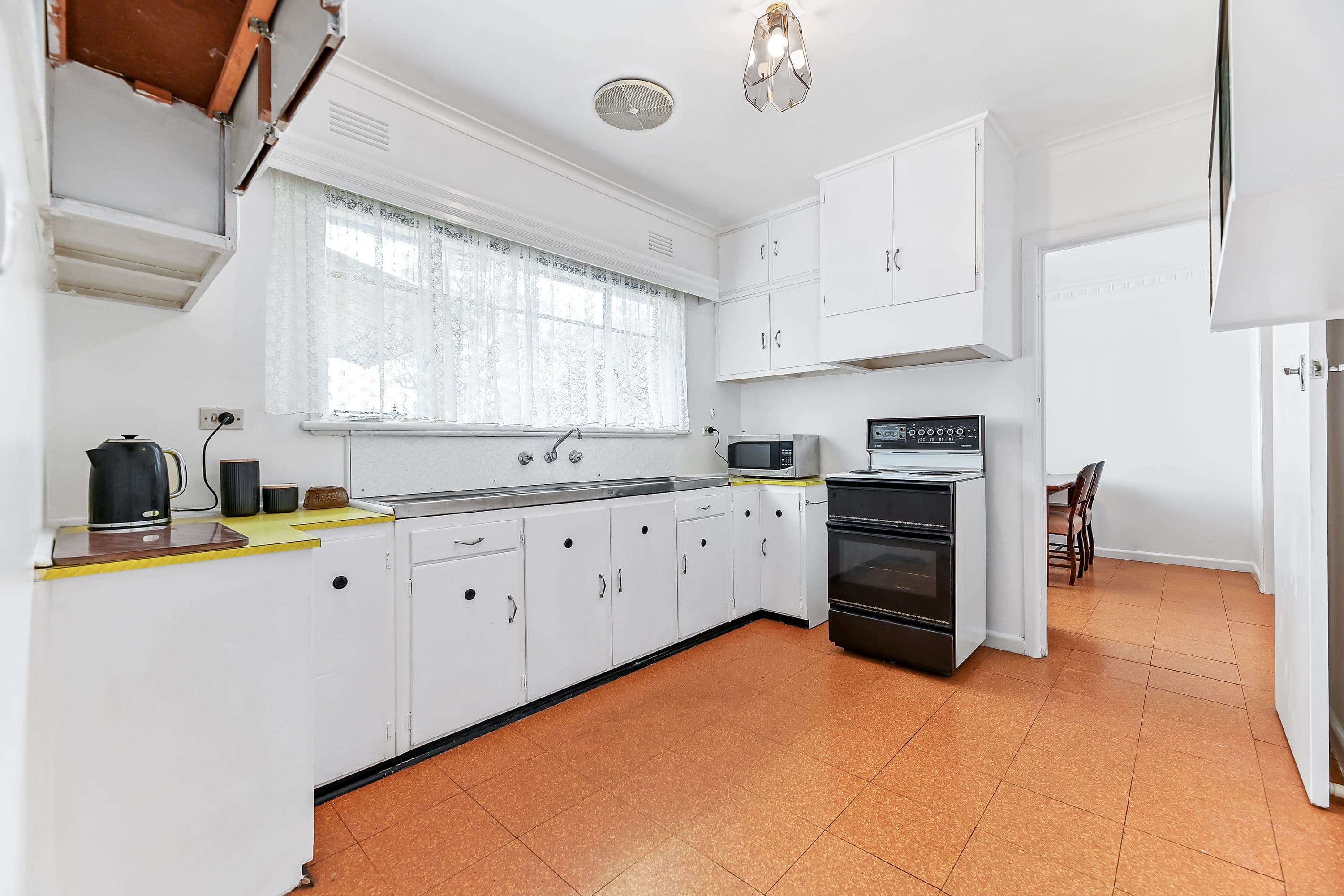 1 Poole Street, Burwood VIC 3125, Burwood - Thumbnail 5
