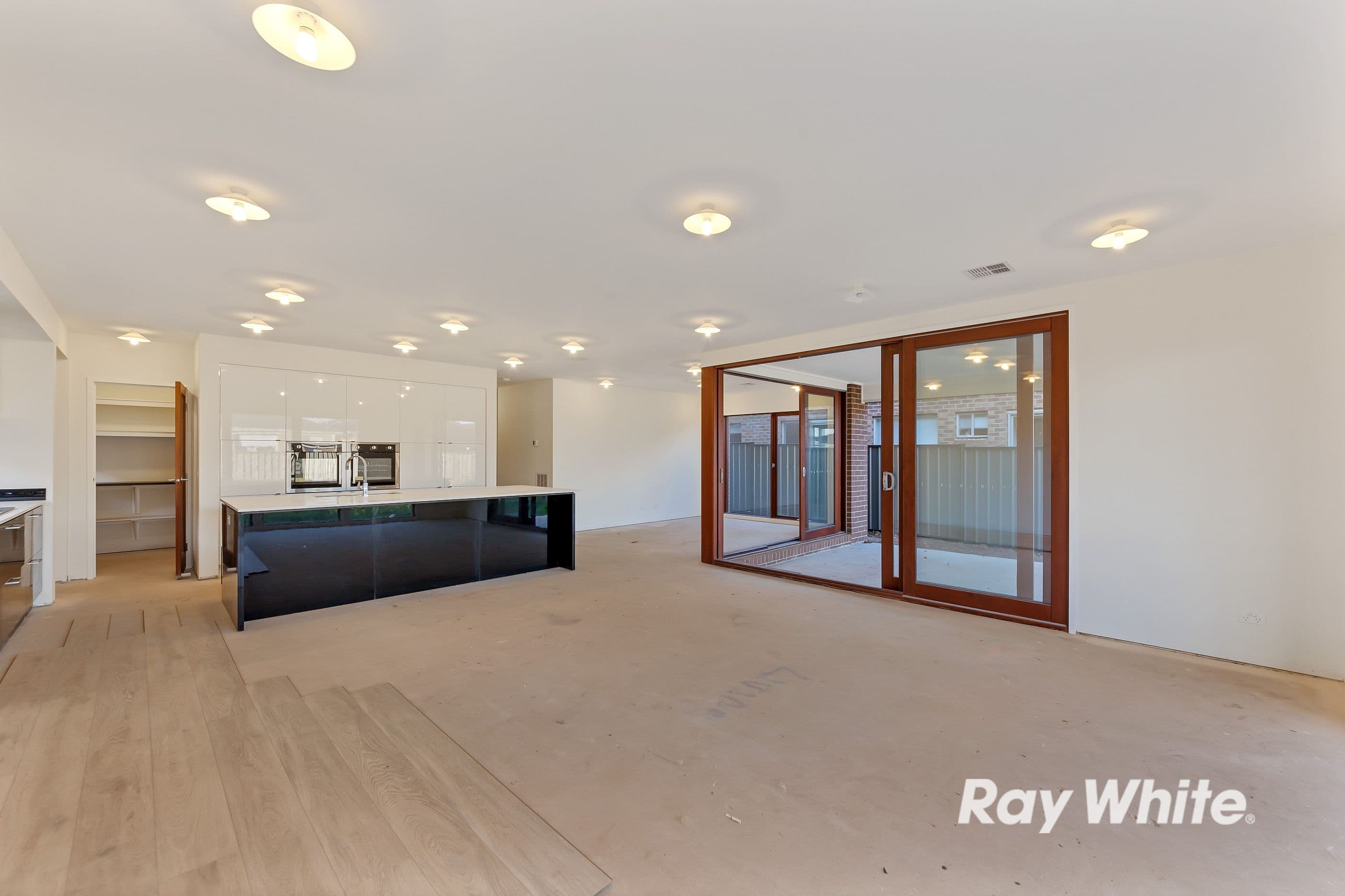 8 Elsternwick Street, Truganina VIC 3029, Truganina - Thumbnail 6