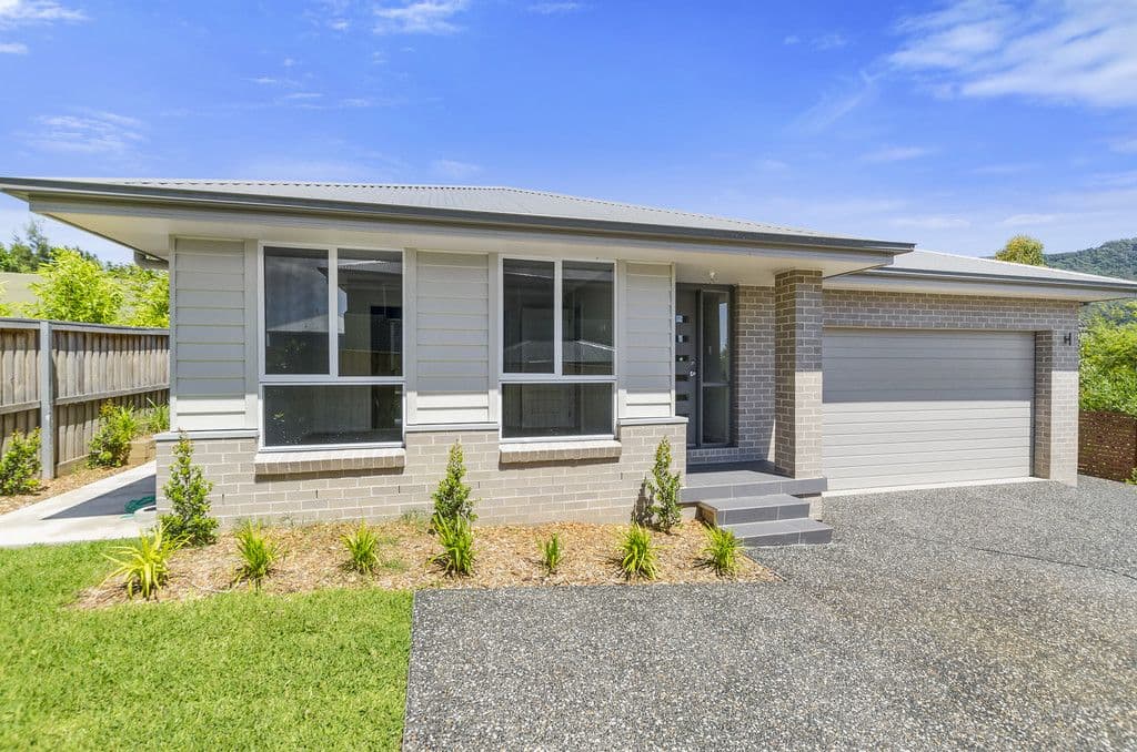56 Geraghty Street, Bulli - Thumbnail 2