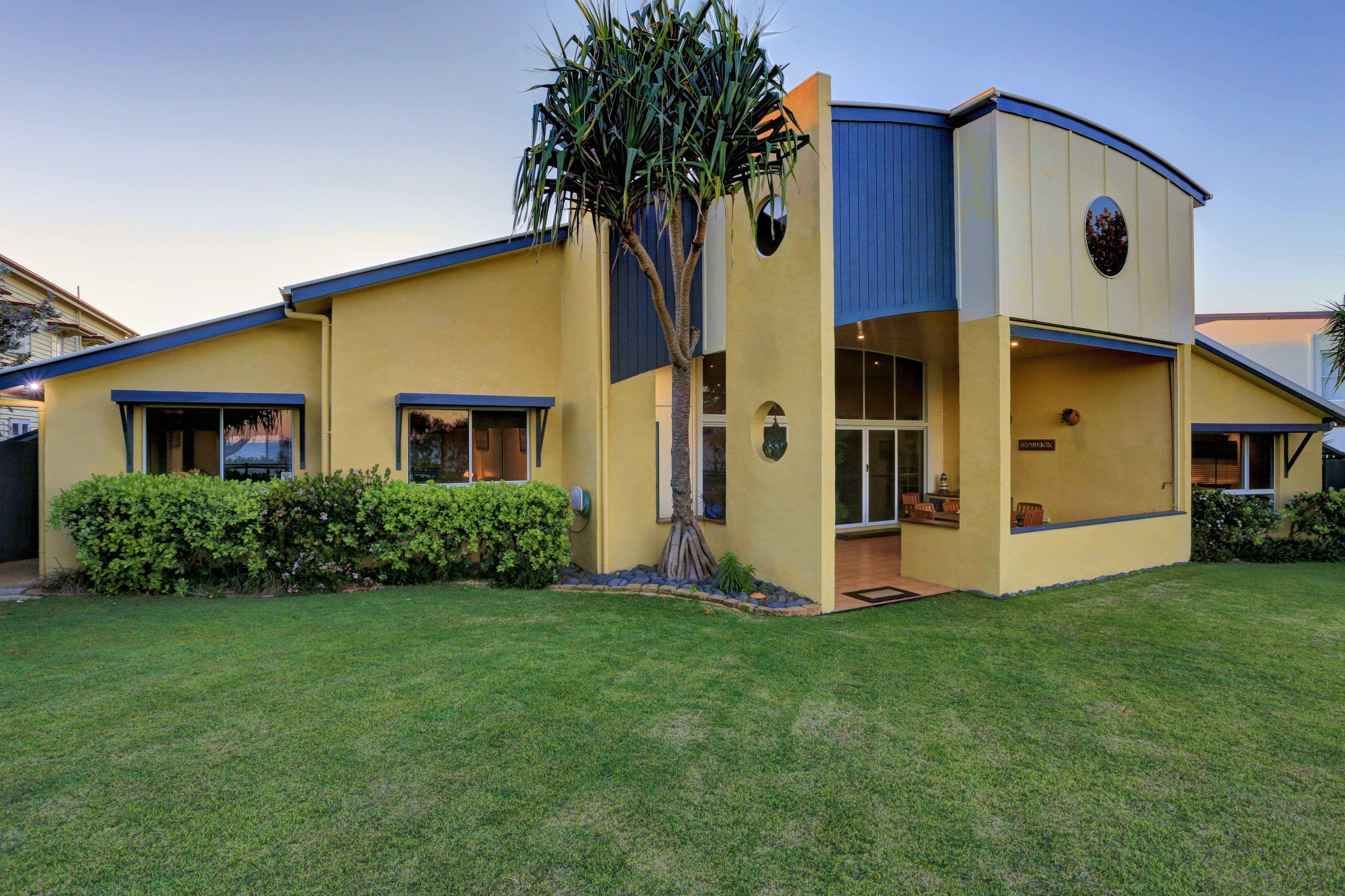 154 Barolin Esplanade, Coral Cove QLD 4670, Coral Cove - Thumbnail 3