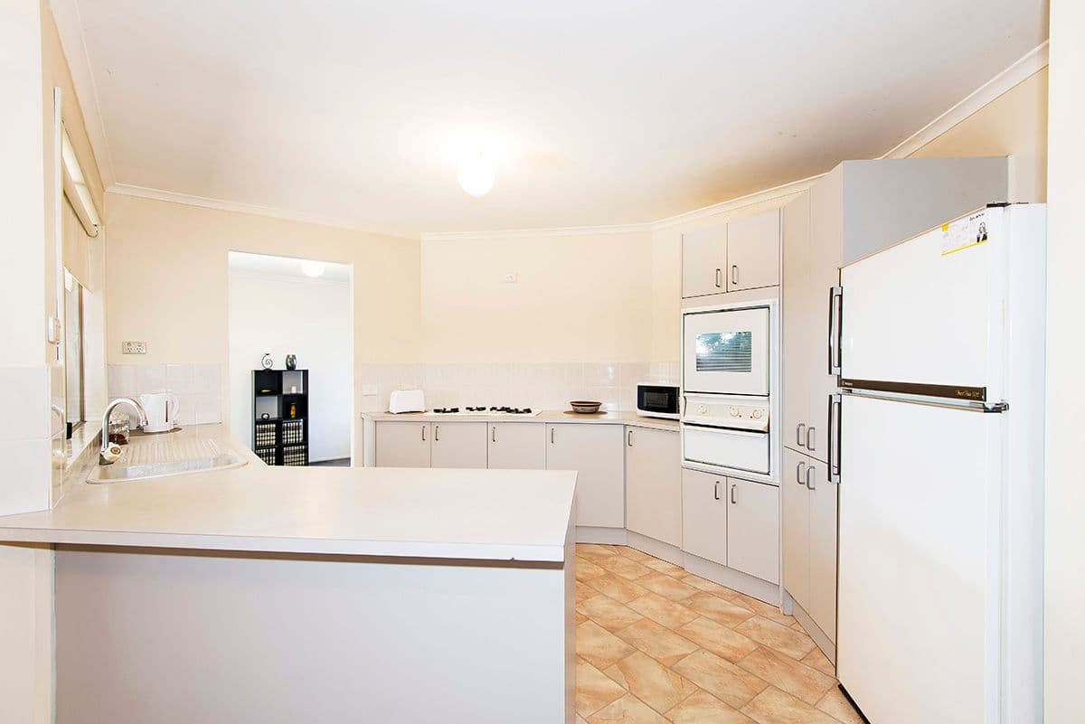 49 Romano Avenue, MILL PARK VIC 3082, Mill Park - Thumbnail 2