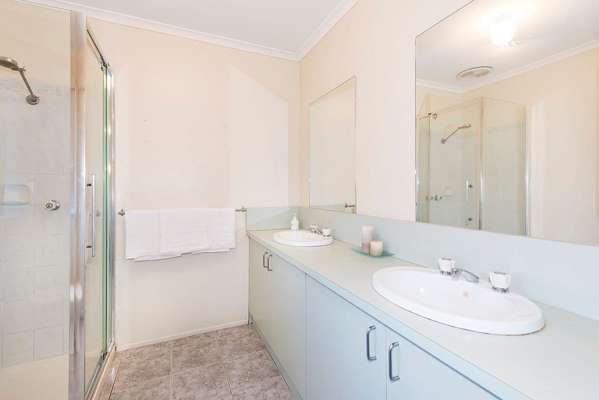 49 Romano Avenue, MILL PARK VIC 3082, Mill Park - Thumbnail 7