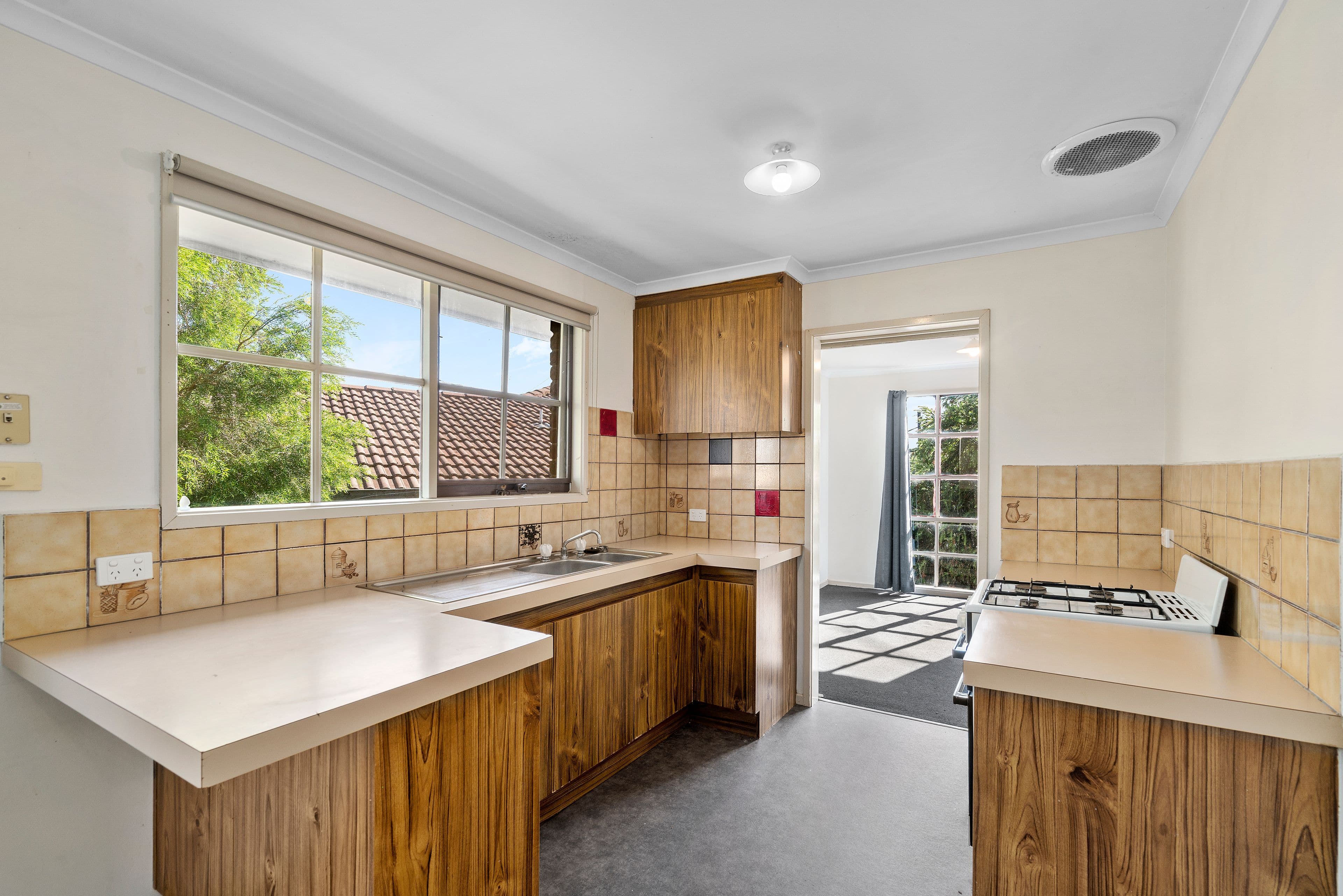 30 Wilsons Lane, Sunbury VIC 3429, Sunbury - Thumbnail 2