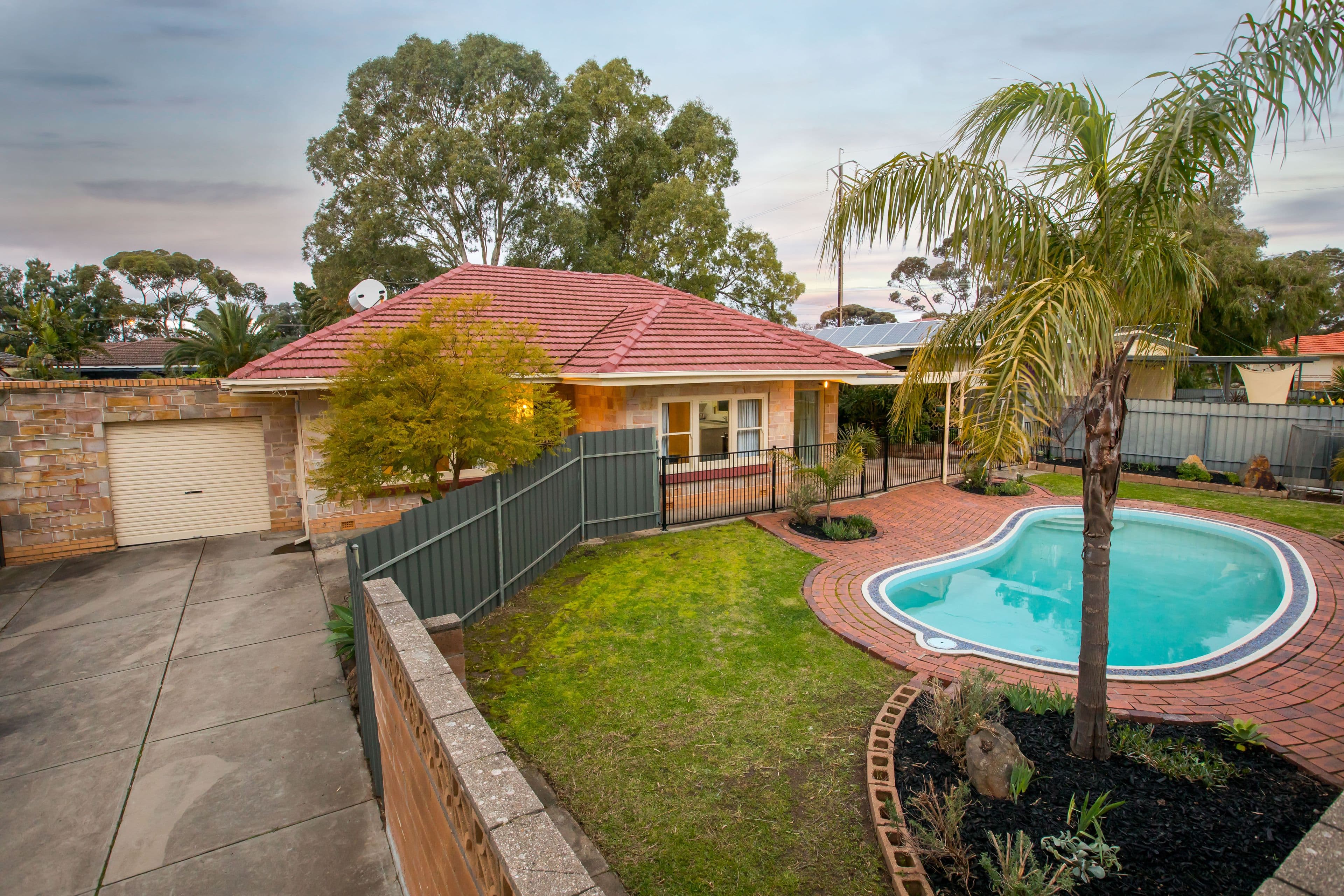 16 Bunbury Terrace, Valley View SA 5093, Valley View - Image 1
