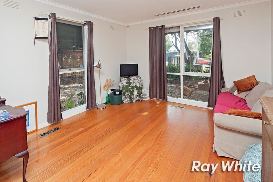 12 Sussex Crescent, Seaford VIC 3198, Seaford - Thumbnail 4