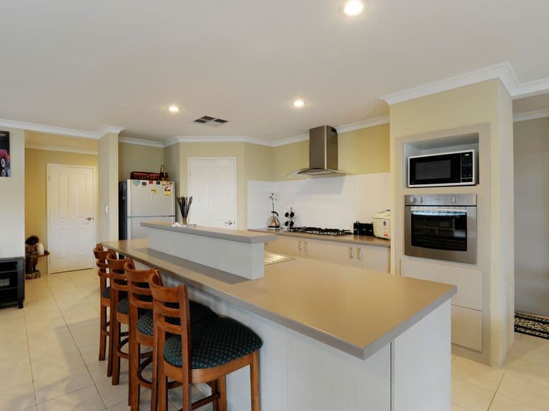 9 Colreavy Ramble, BALDIVIS WA 6171, Baldivis - Thumbnail 3