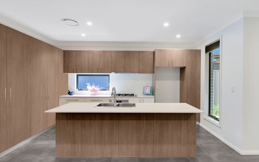 22 Leeuwin Road, Gregory Hills NSW 2557, Gregory Hills - Thumbnail 4