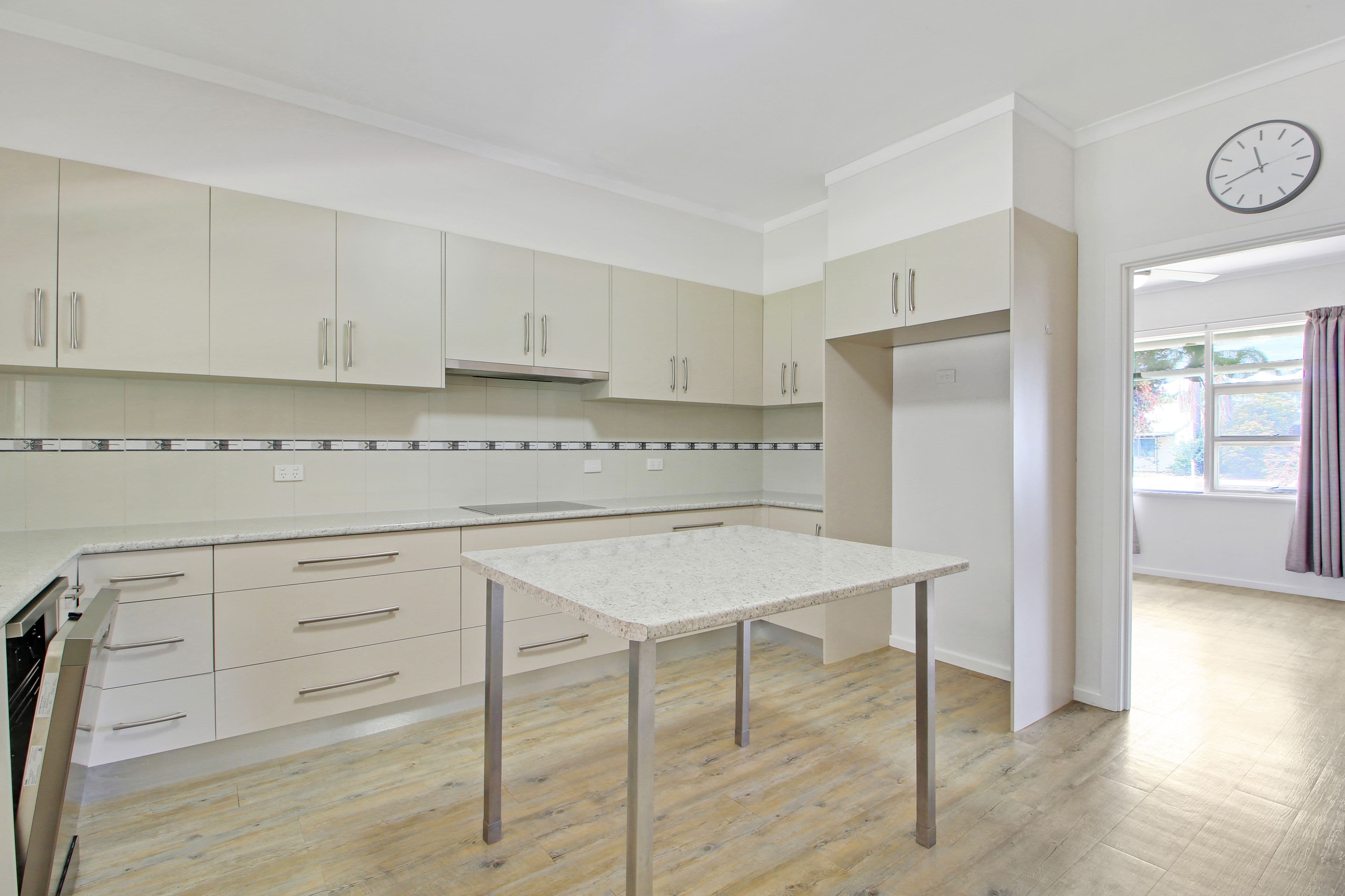 17 Sixteenth Street, Renmark SA 5341, Renmark - Thumbnail 6