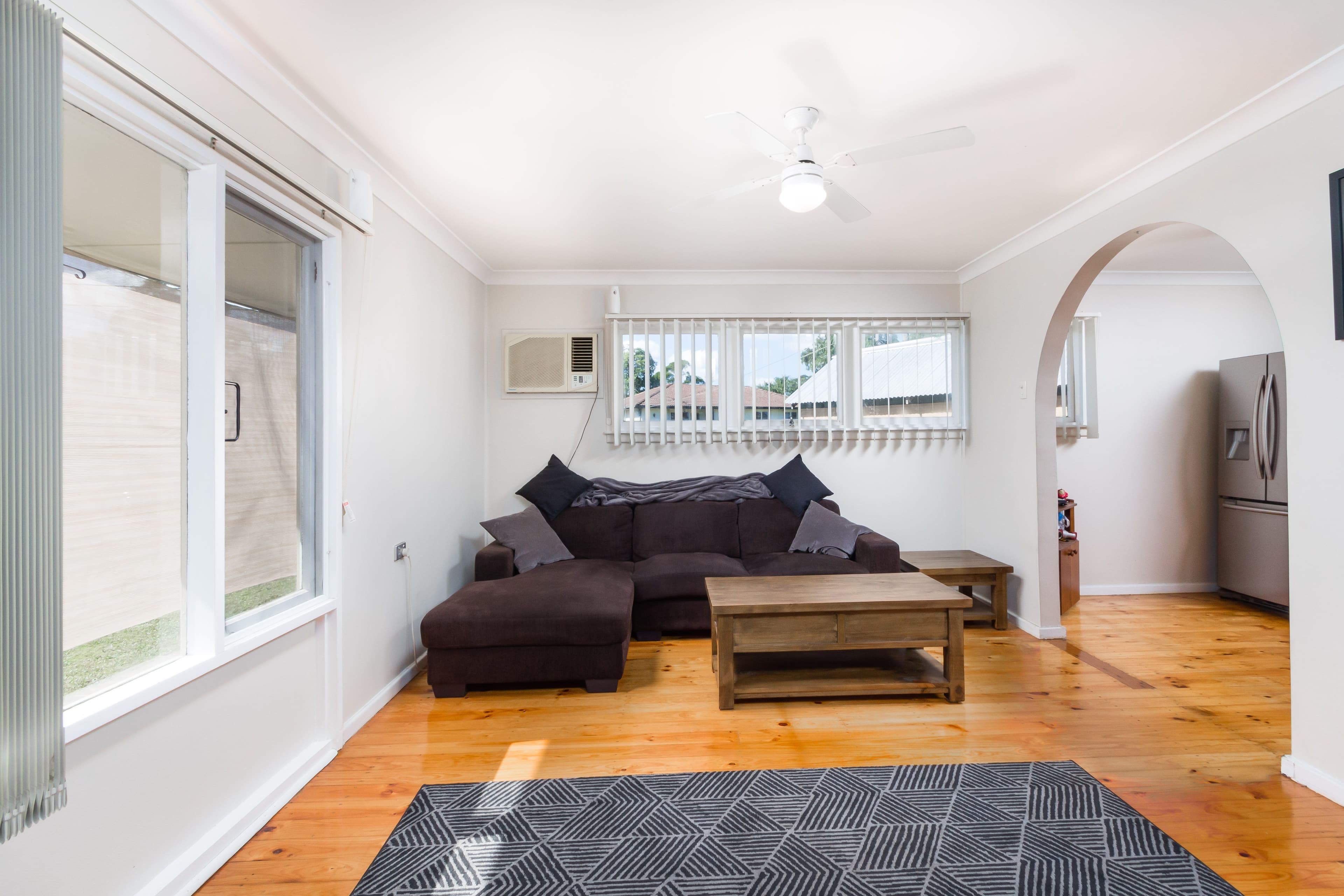 42 Mendelssohn Avenue, Emerton - Thumbnail 2