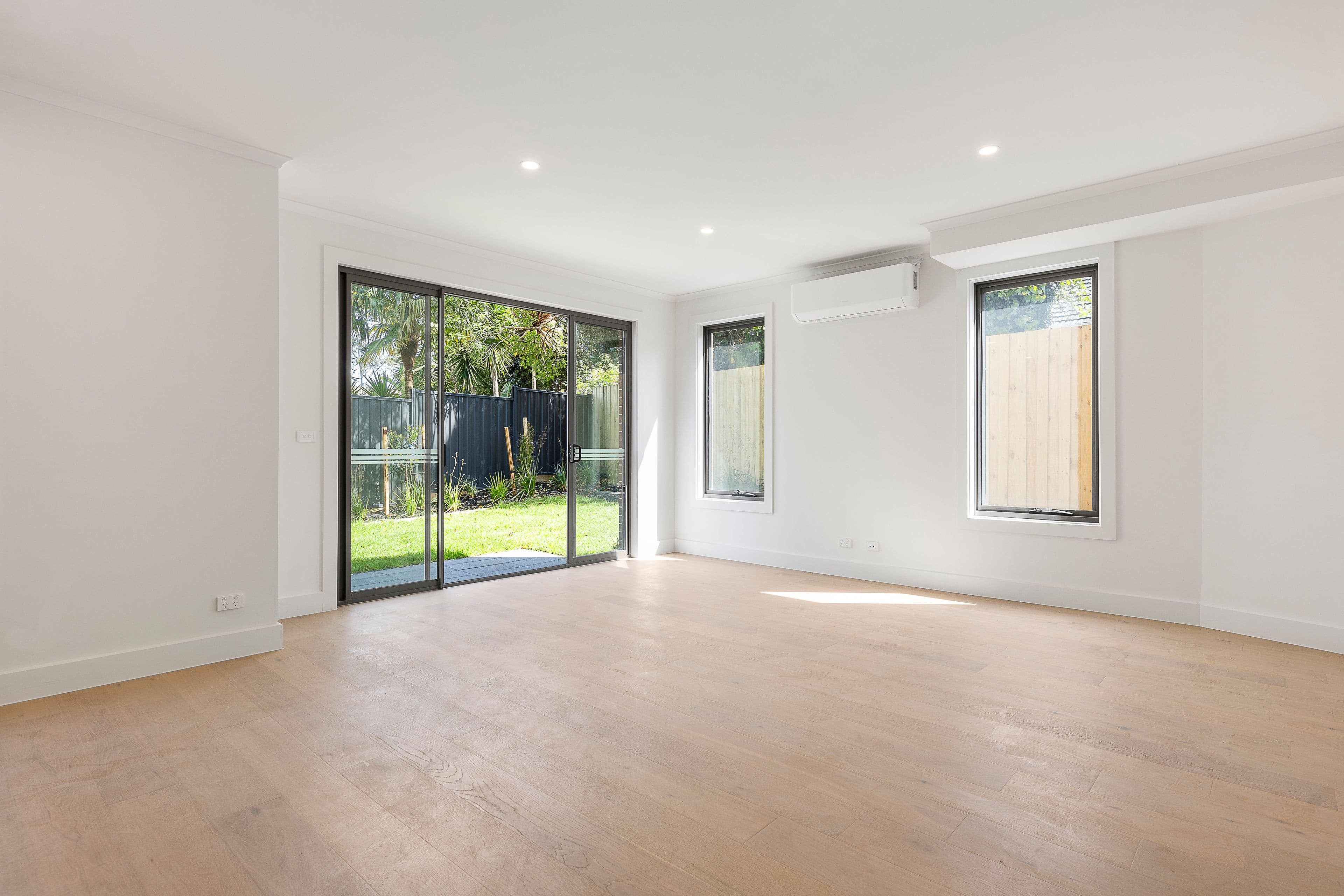 91B Harley Street North, Knoxfield VIC 3180, Knoxfield - Thumbnail 2