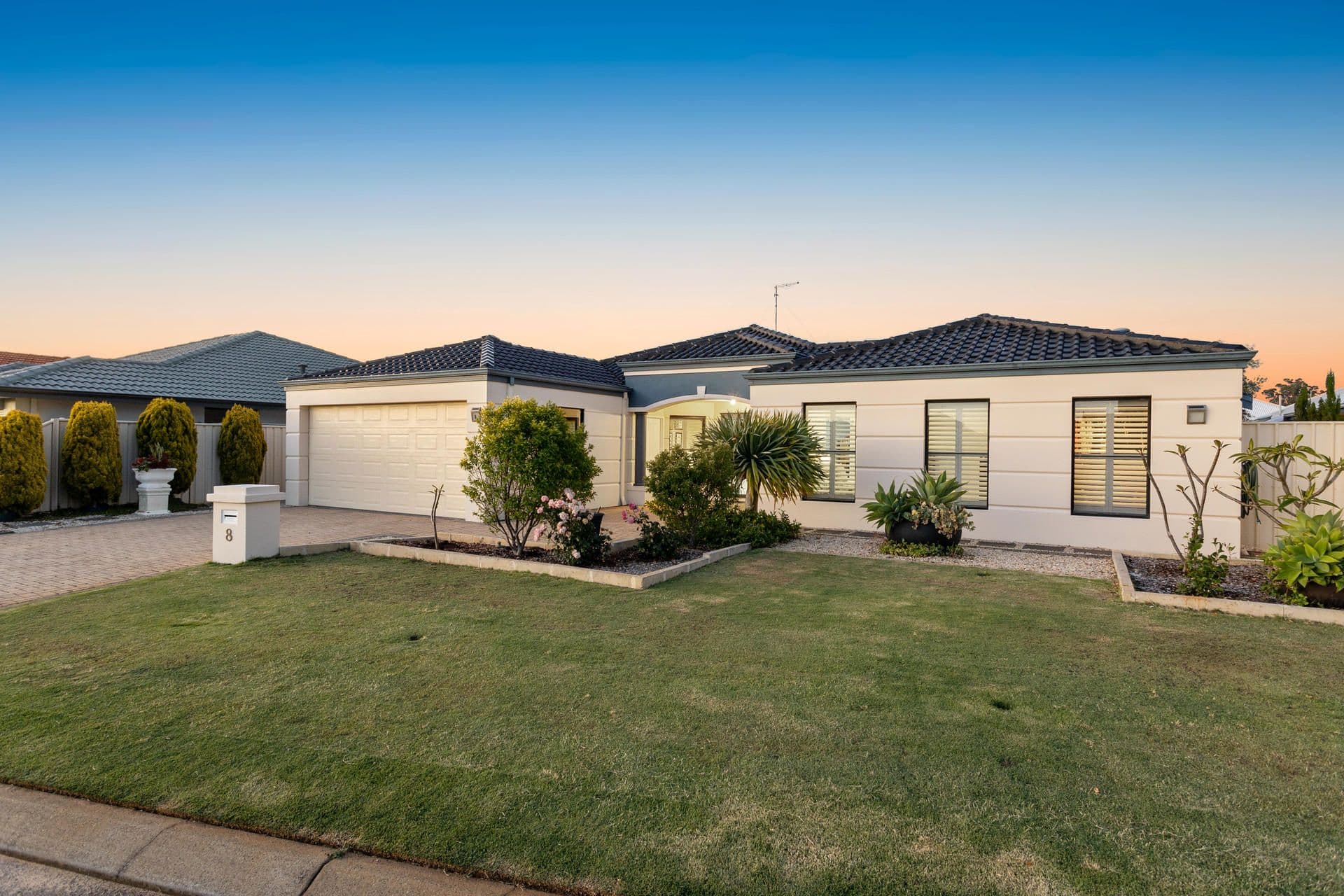 8 Exmouth Vista, Gwelup WA 6018, Gwelup - Image 1