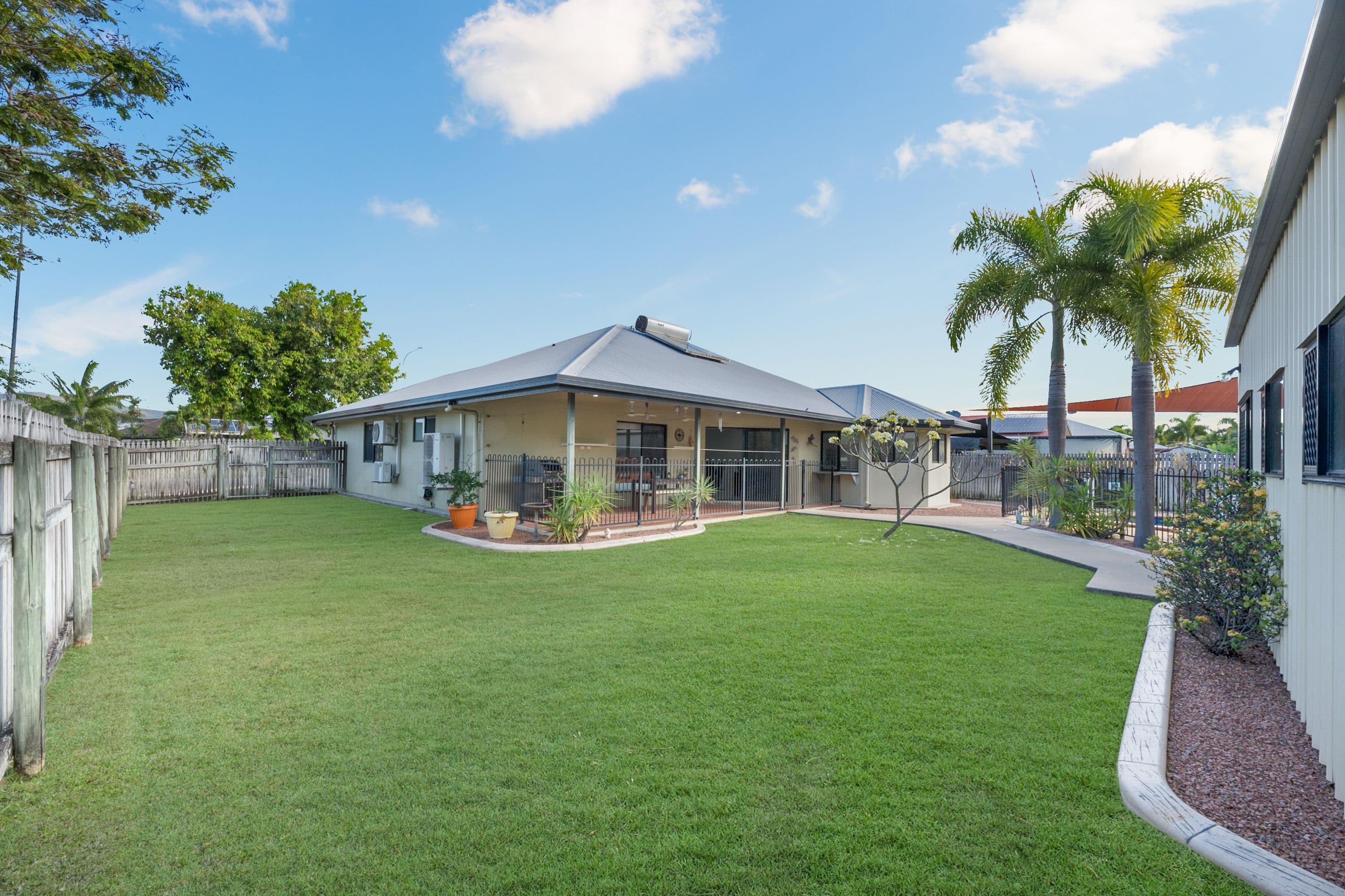 95 Greenwood Drive, Kirwan QLD 4817, Kirwan - Thumbnail 2