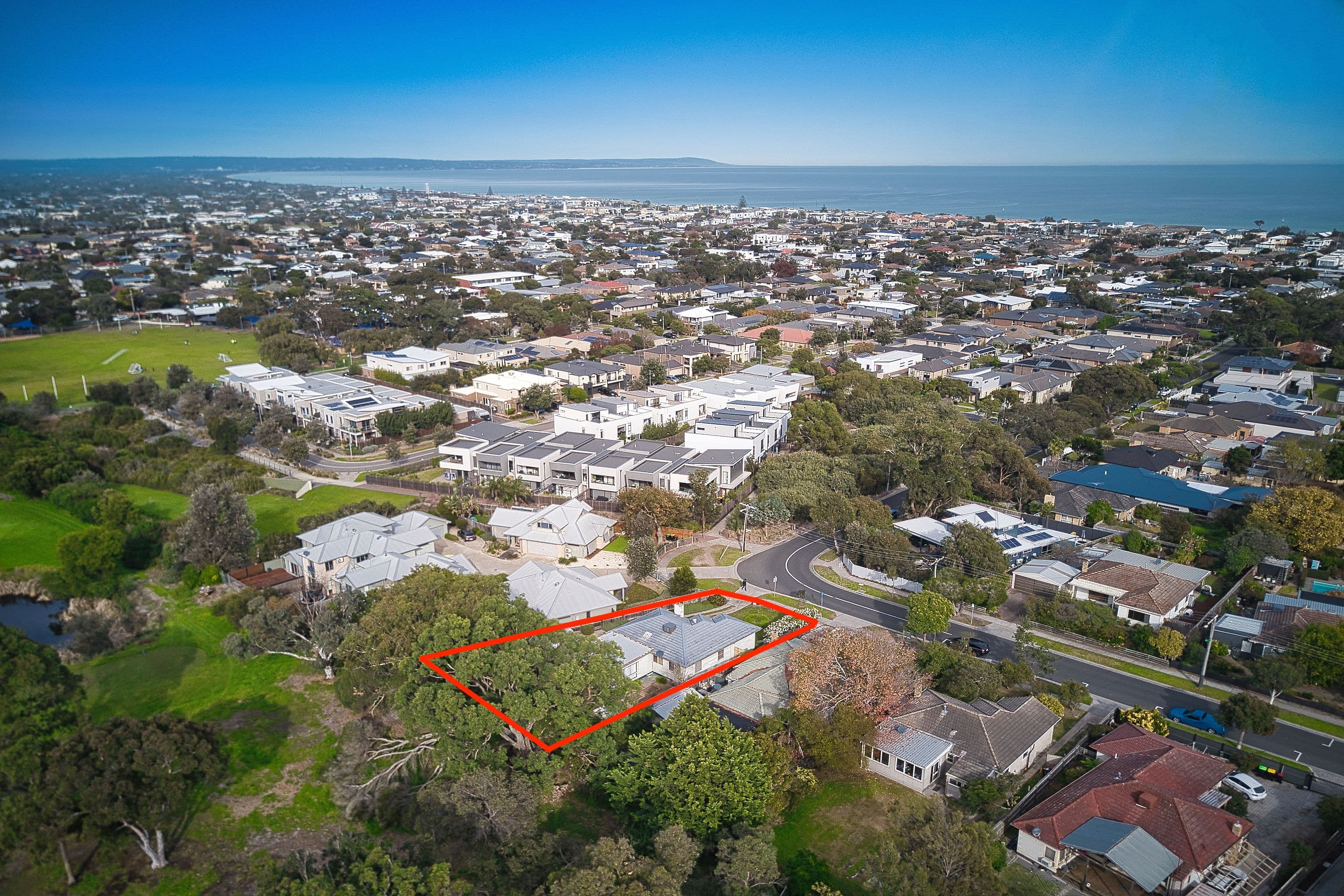 13 Genoa Avenue, Bonbeach VIC 3196, Bonbeach - Thumbnail 5