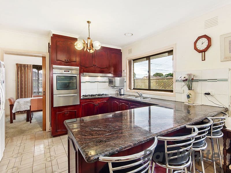 11 Magnus Street, St Albans VIC 3021, St Albans - Thumbnail 4