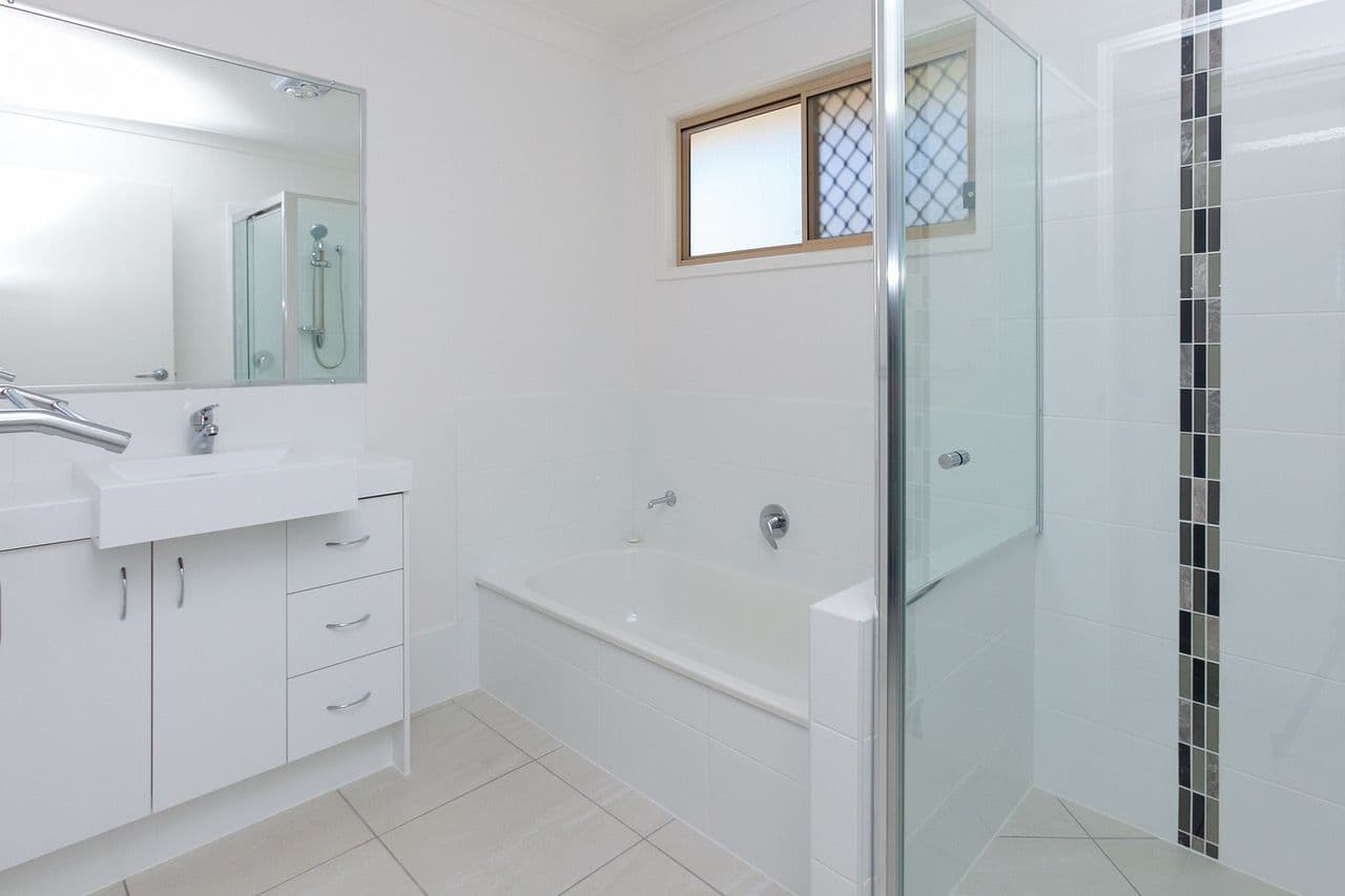 9 Groeschel Court, Goodna QLD 4300, Goodna - Thumbnail 2