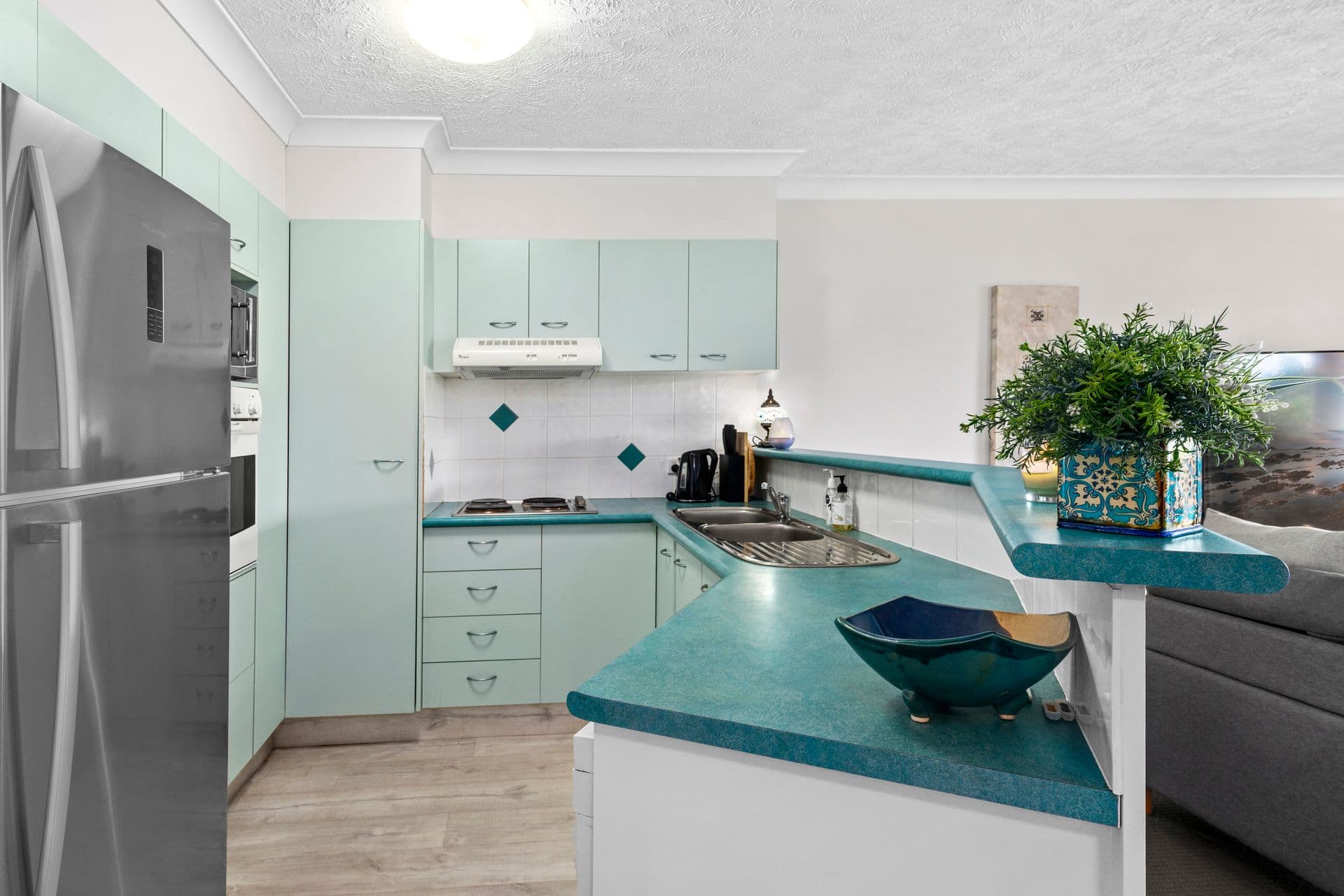 1266 Gold Coast Highway, Palm Beach QLD 4221, Palm Beach - Thumbnail 6