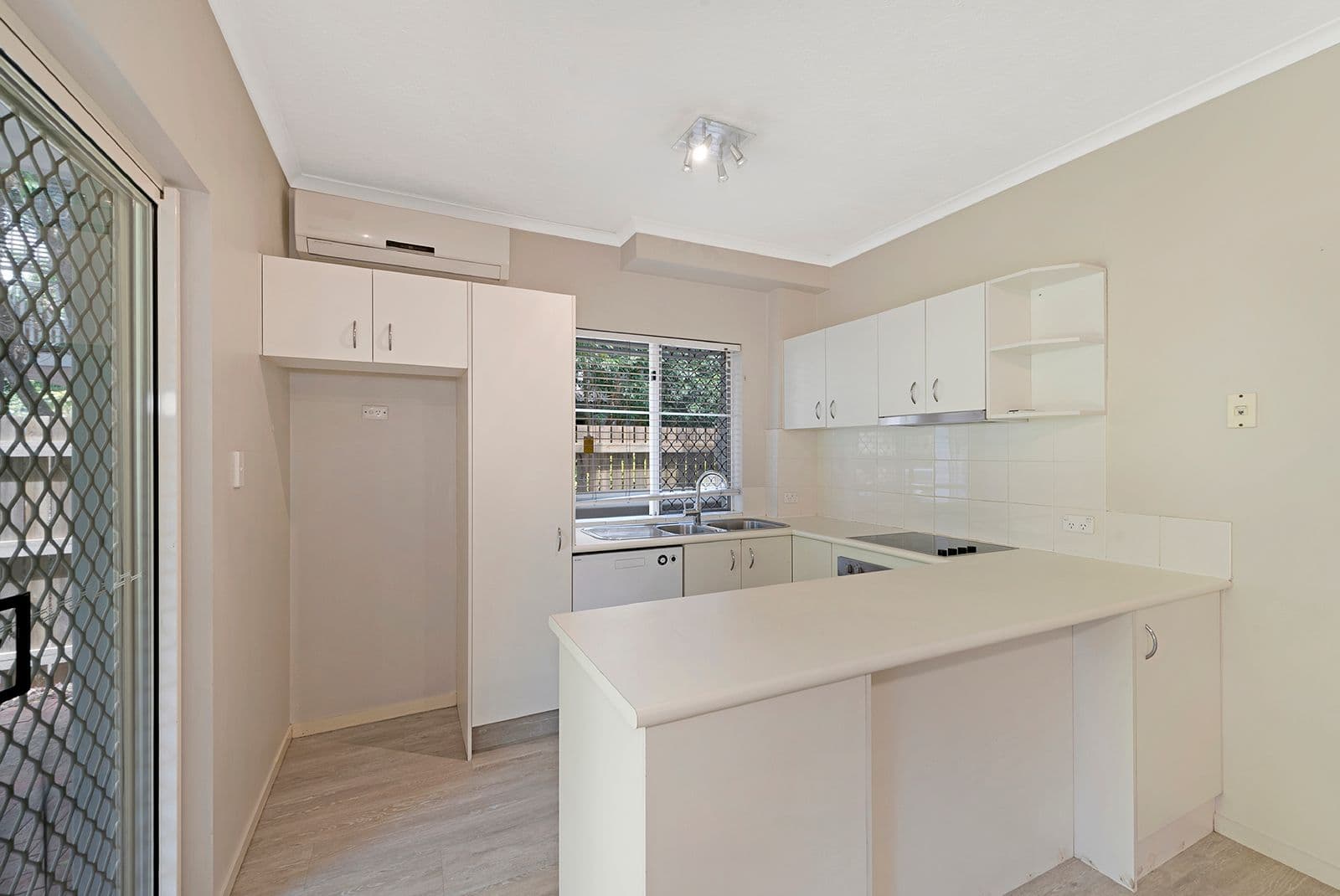 75 Riding Road, Hawthorne QLD 4171, Morningside - Thumbnail 5