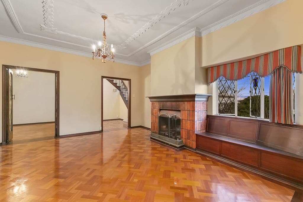 97 Crescent Road, Hamilton QLD 4007, Hamilton - Thumbnail 2