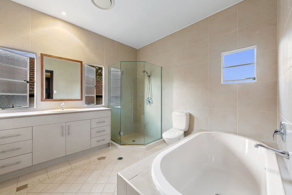 97 Crescent Road, Hamilton QLD 4007, Hamilton - Thumbnail 8