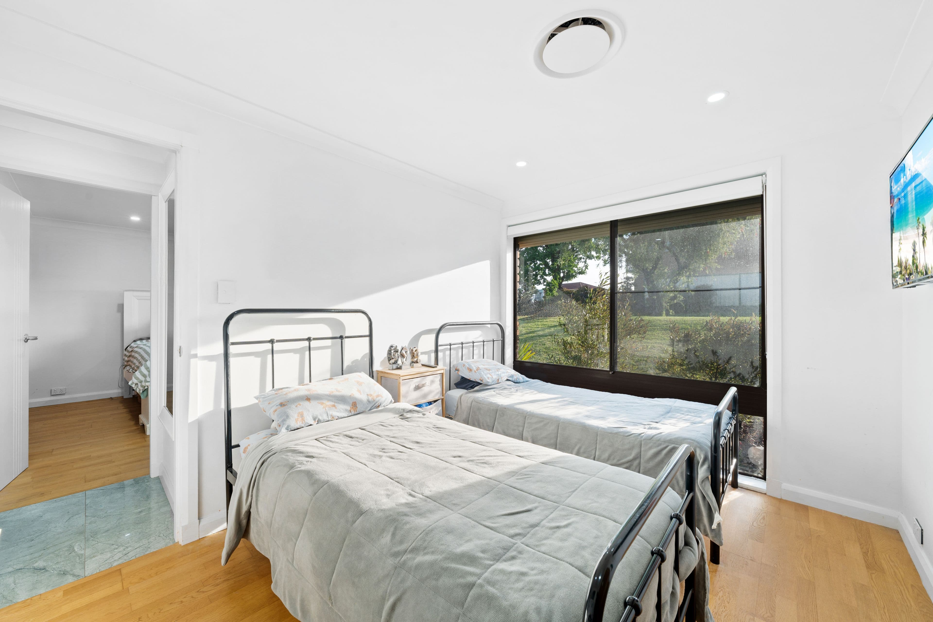 7 Loxton Place, Bossley Park NSW 2176, Bossley Park - Thumbnail 7