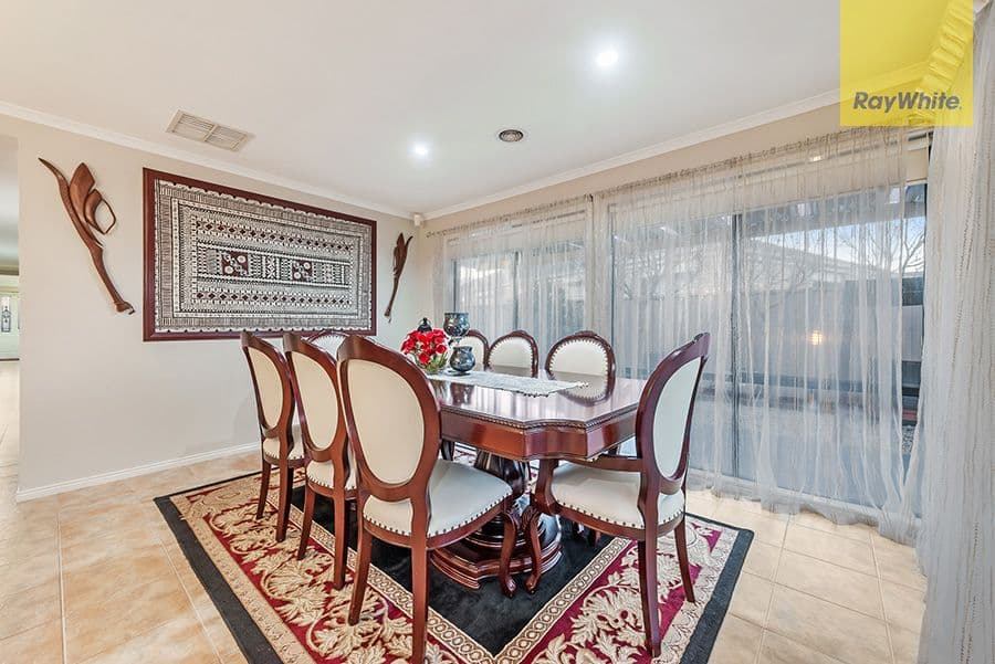 35 Creighton Way, Craigieburn VIC 3064, Craigieburn - Thumbnail 4