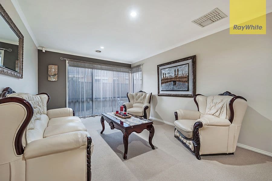 35 Creighton Way, Craigieburn VIC 3064, Craigieburn - Thumbnail 5