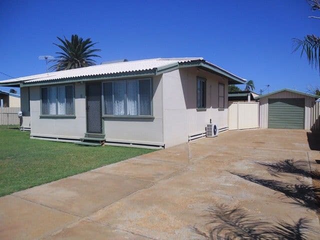 8 Mills Avenue, SOUTH CARNARVON WA 6701, South Carnarvon - Image 1