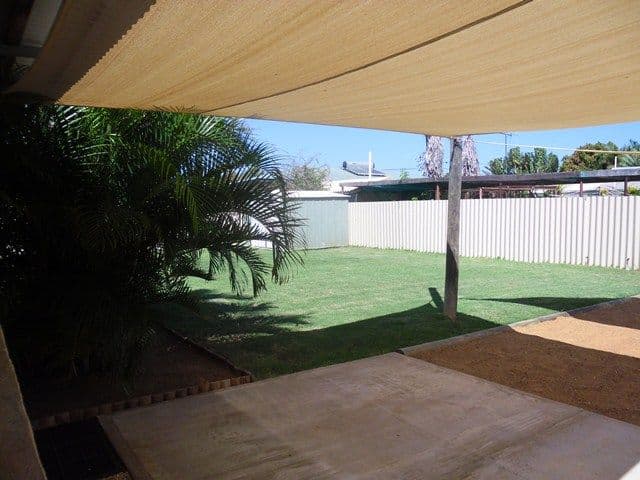 8 Mills Avenue, SOUTH CARNARVON WA 6701, South Carnarvon - Thumbnail 4